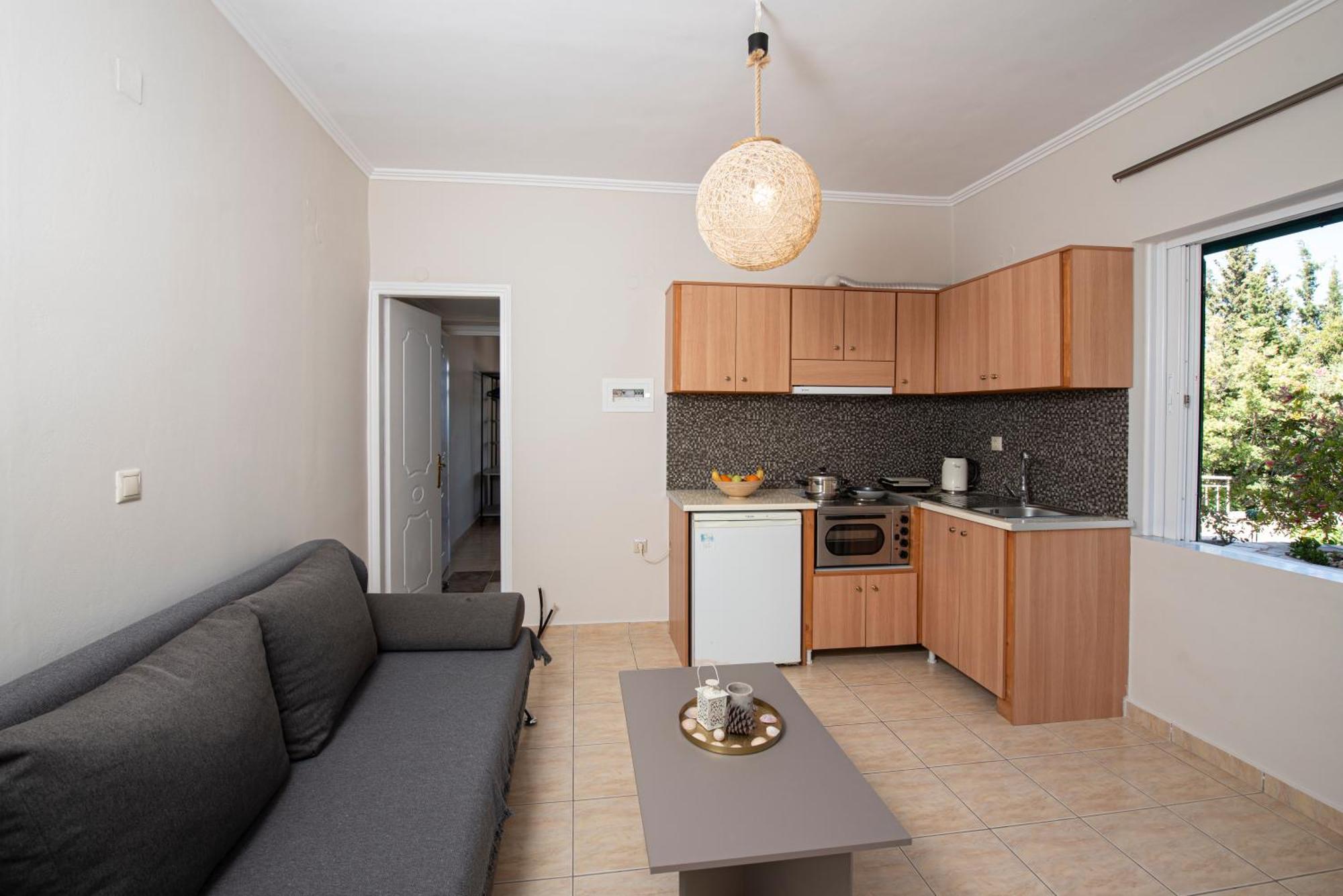 Agnantio Apartment Ayios Nikitas Bagian luar foto