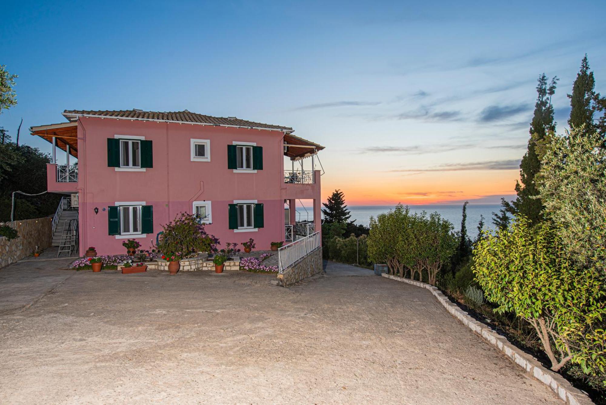 Agnantio Apartment Ayios Nikitas Bagian luar foto