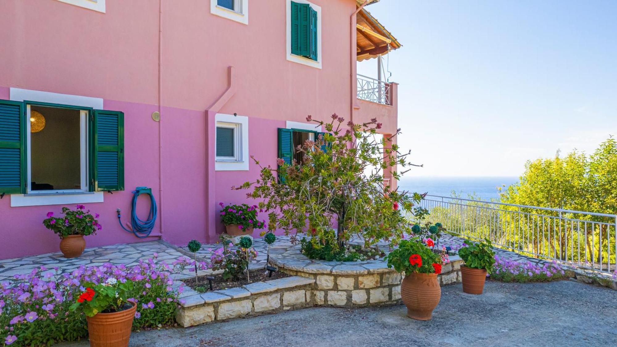 Agnantio Apartment Ayios Nikitas Bagian luar foto
