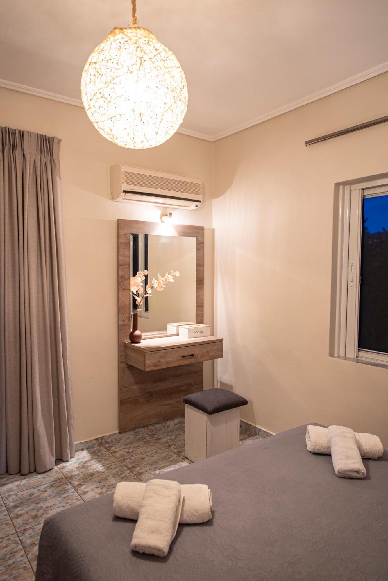 Agnantio Apartment Ayios Nikitas Ruang foto