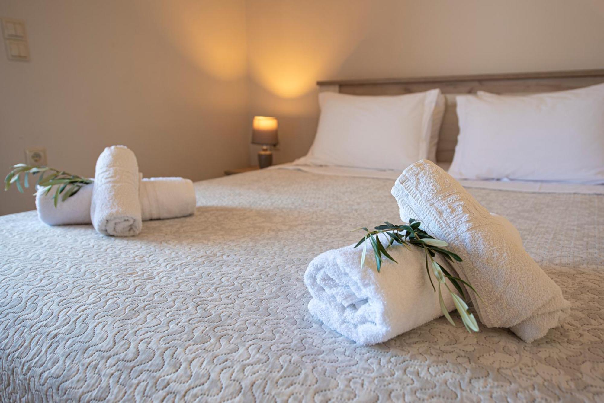 Agnantio Apartment Ayios Nikitas Bagian luar foto