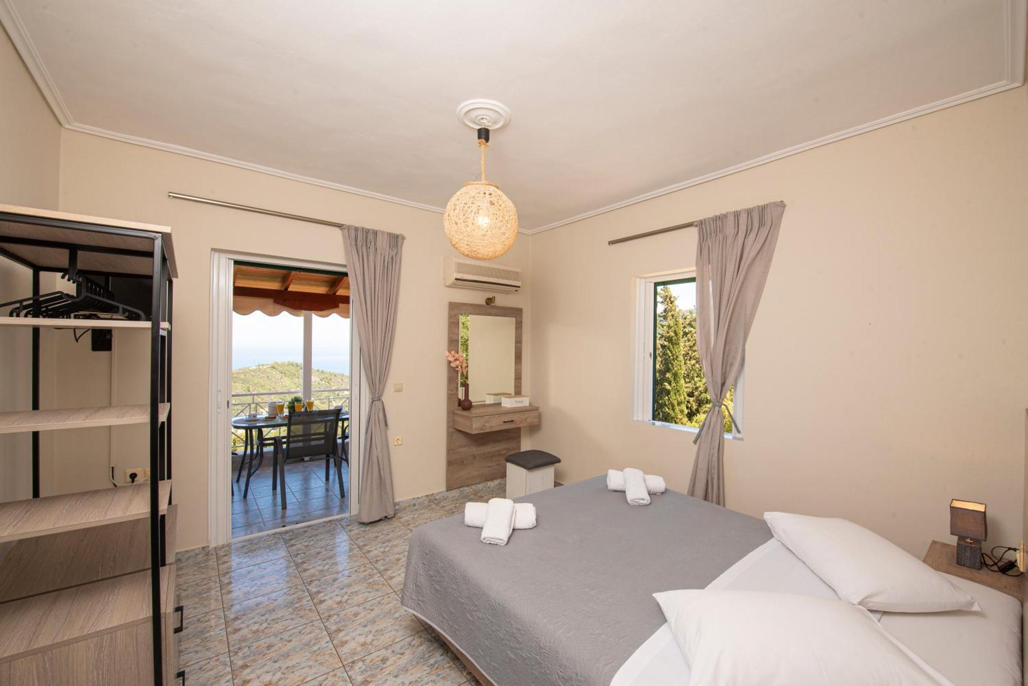 Agnantio Apartment Ayios Nikitas Bagian luar foto