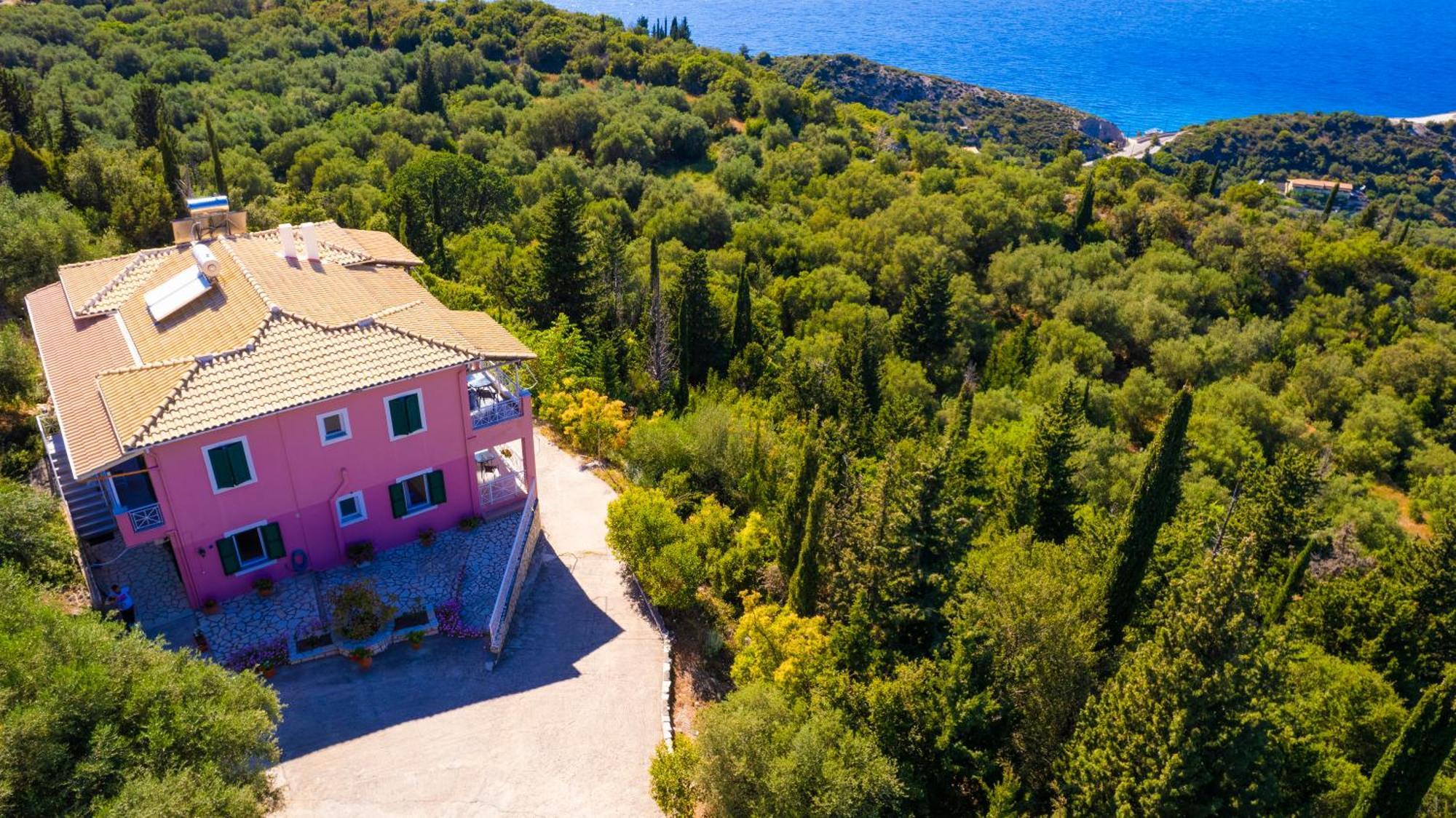 Agnantio Apartment Ayios Nikitas Bagian luar foto