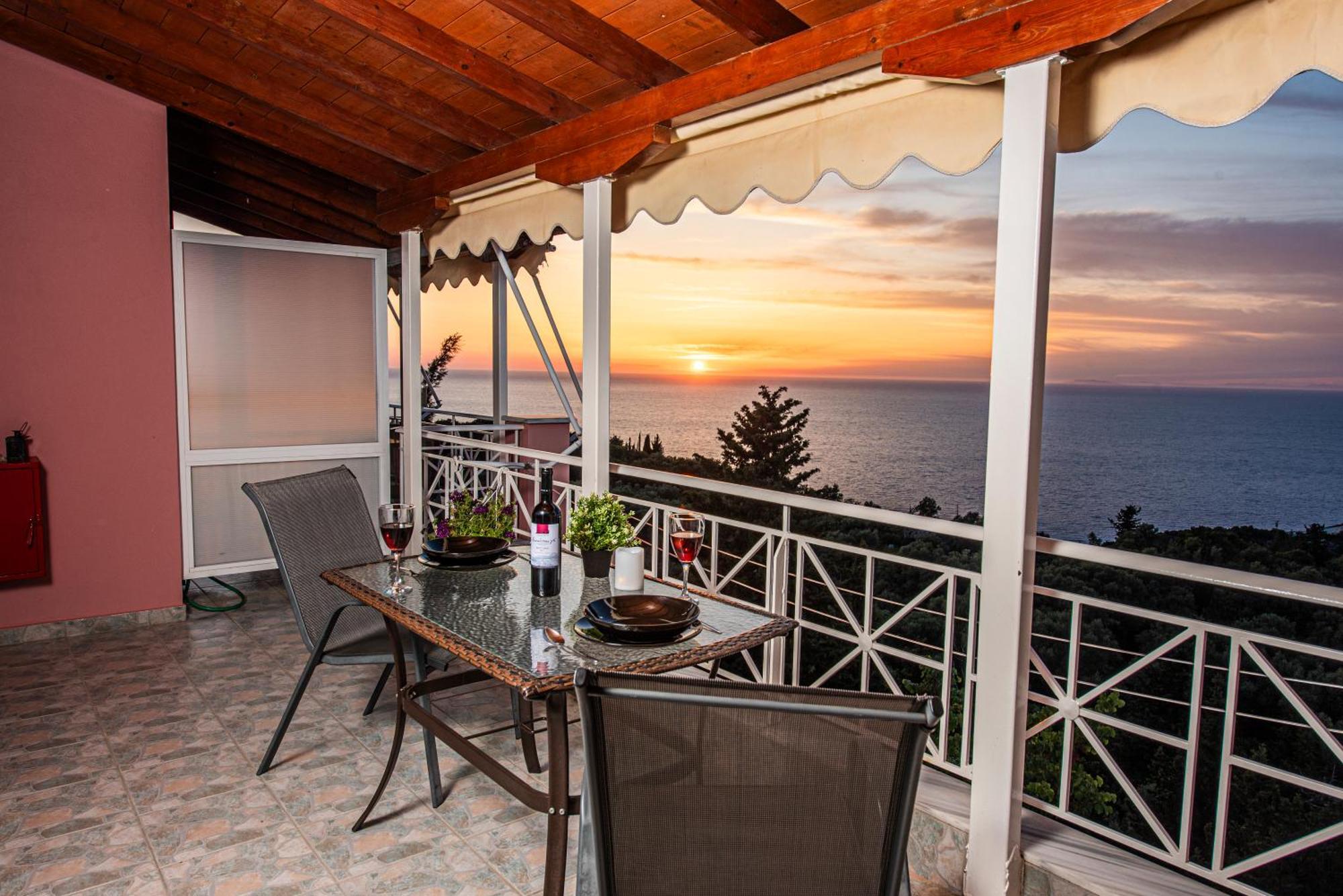 Agnantio Apartment Ayios Nikitas Bagian luar foto